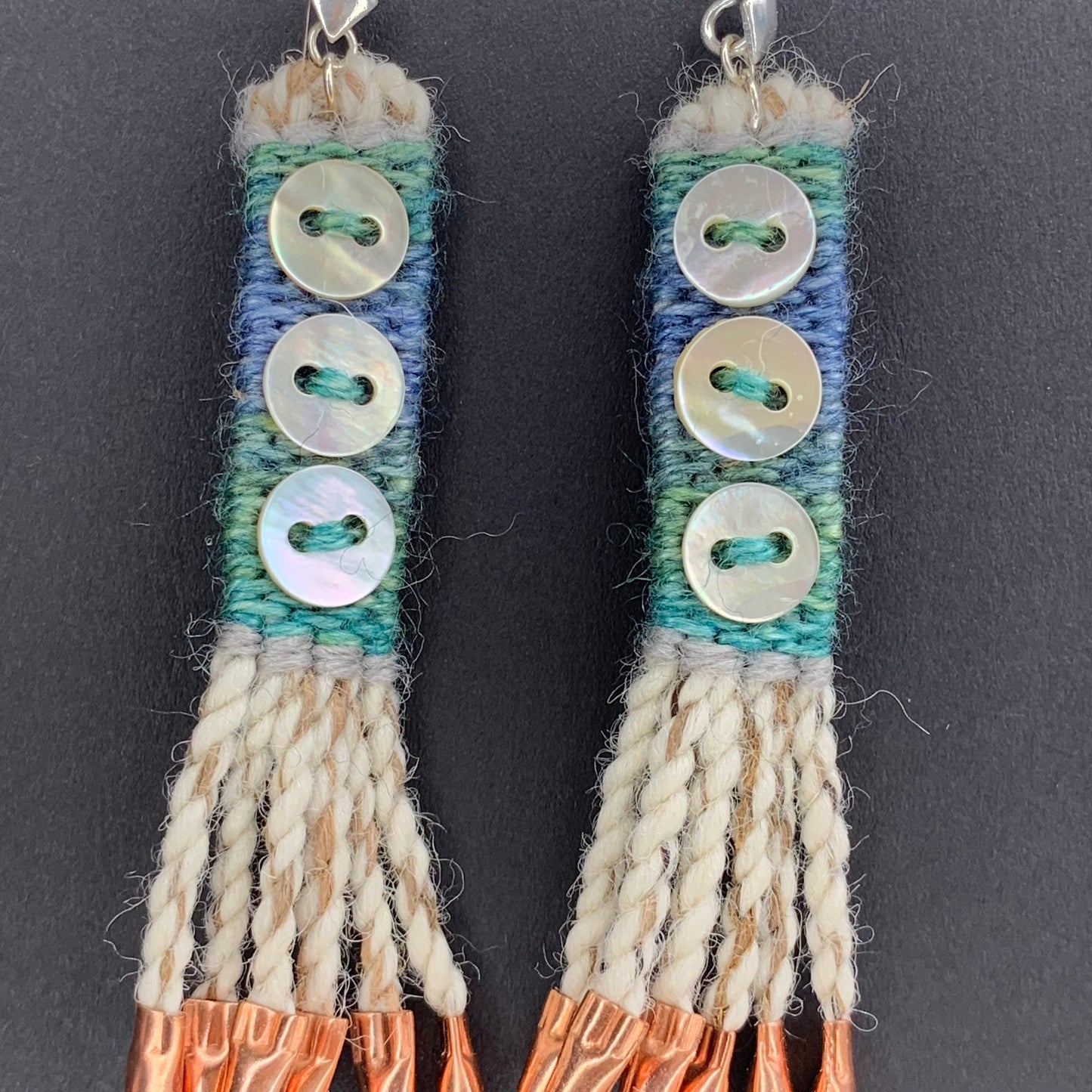 Tiny Chilkat Warp - 3 buttons - Varigated Teal