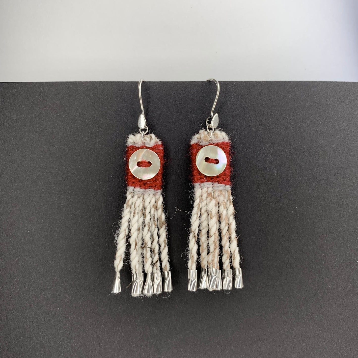 Tiny Chilkat Warp - button - Red/Gray