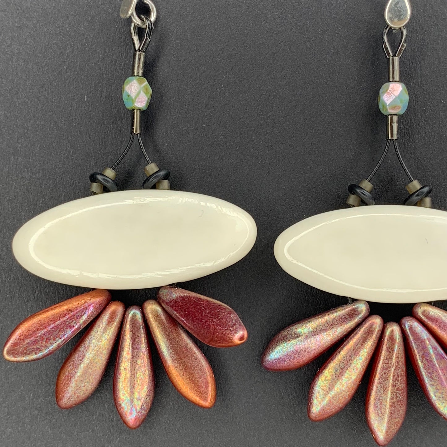 Oval Bone Fan - Coppery red