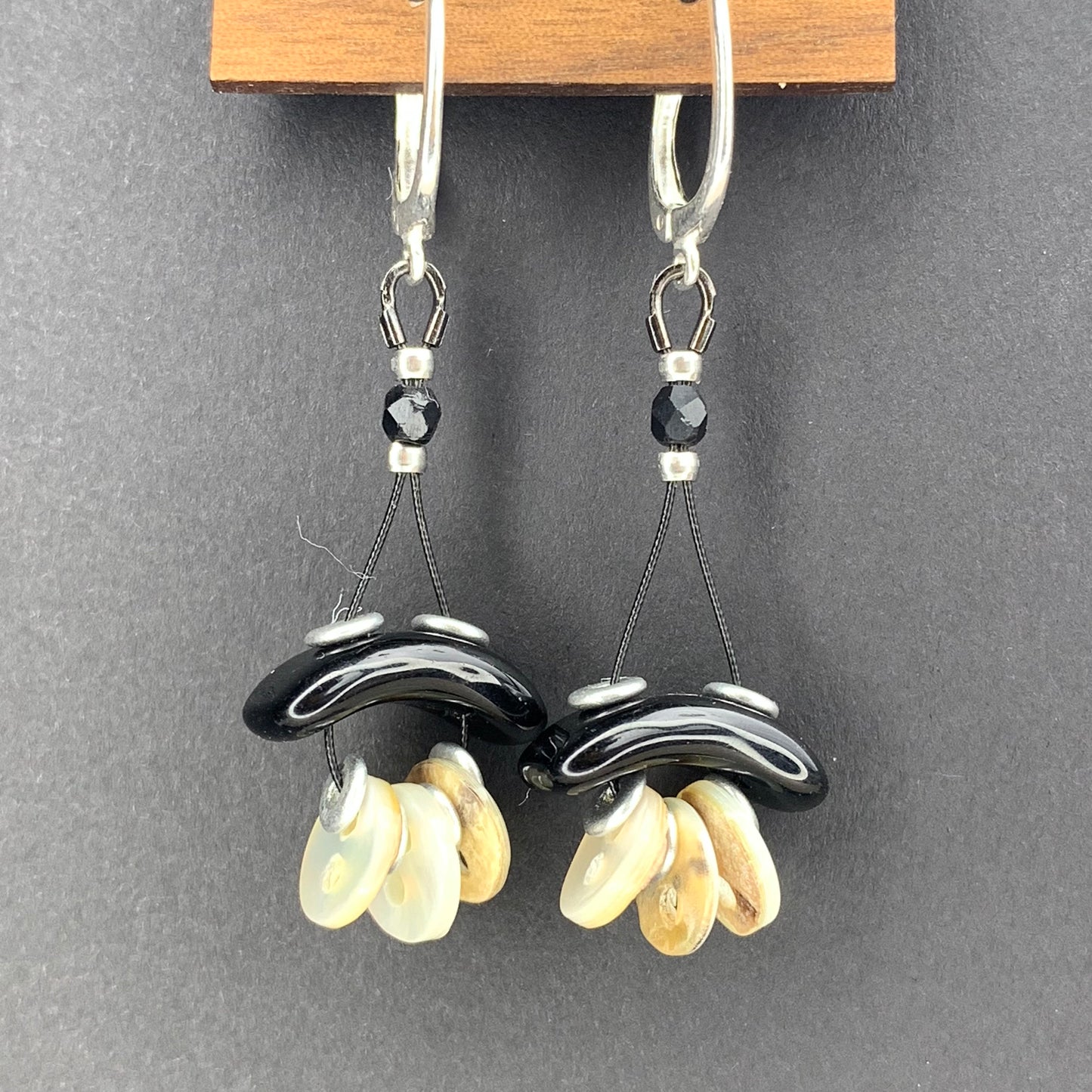 Curved Loop Buttons - Black