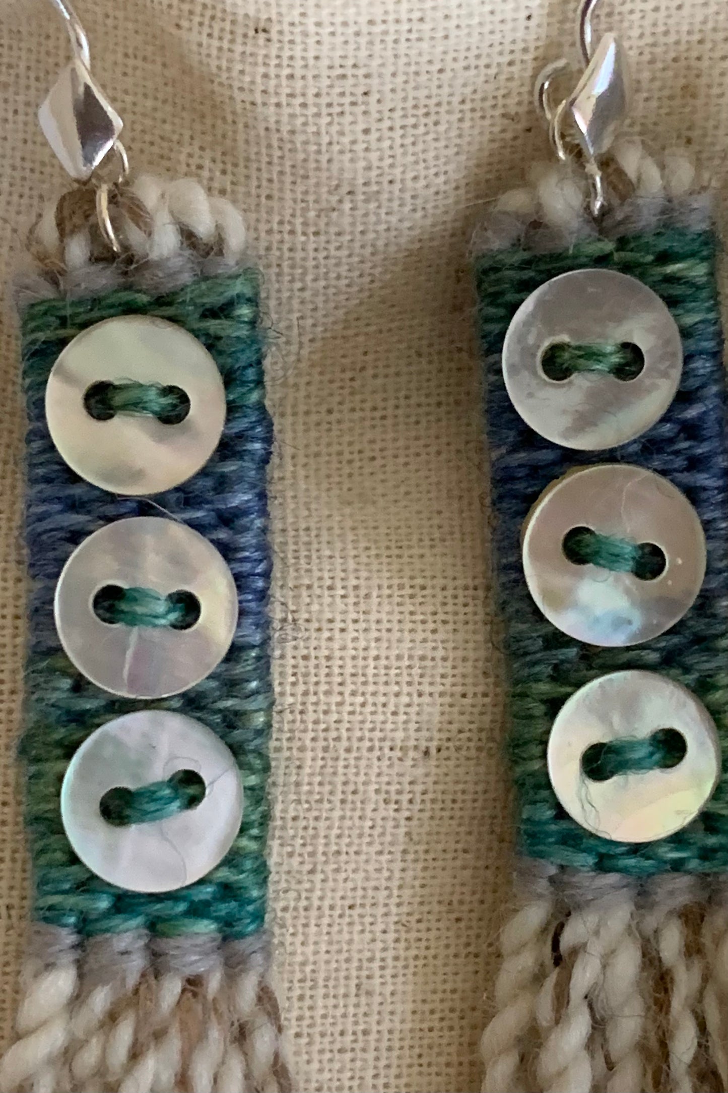 Tiny Chilkat Warp - 3 buttons - Varigated Teal